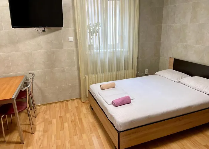 Smart Studio-біля вокзалу-недалеко від центру-городоцька 131